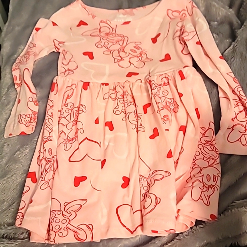 Long sleeved Minnie Mouse dress